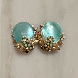 Vintage 1950’s beautiful multi stone clip on earrings